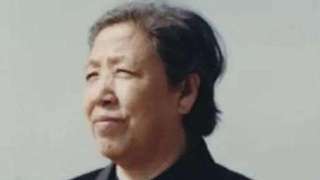 她是最低调的主席夫人，每天坚持骑自行车上下班，如今92岁仍康健