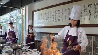 川味寻根之旅开启 小记者探访成都两大博物馆感受巴蜀文化