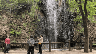 三伏天市民避暑好去处 锦州北普陀山成天然纳凉胜地