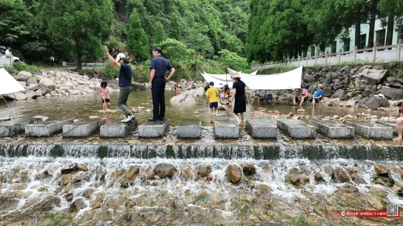 莽山“溪”游乐享清凉夏日体验