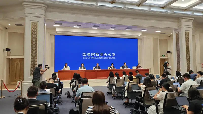 今年上半年外资逆势追加对华投资 超53万家外资年贡献税收约2.5万亿