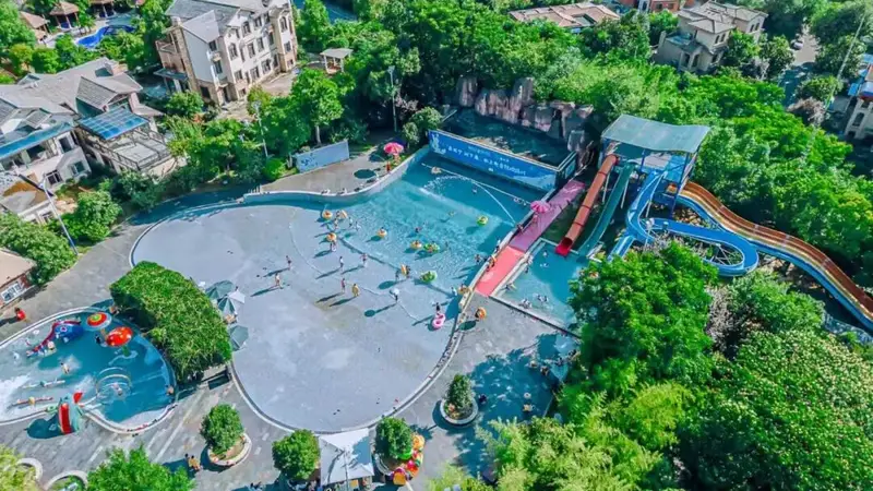 夏日泡温泉迎伏天 碧桂园温泉引亲子游客解锁康养新体验