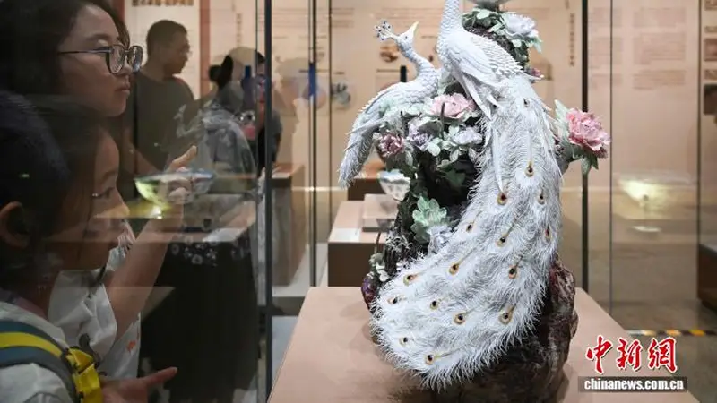 景德镇申遗后首秀落地中国工美馆 主题展览1日开展