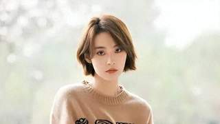 冻龄女神张佳宁：给母亲买500万豪宅，拒认亲父却帮继父求婚
