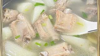 年纪越大越要忌口:少吃绿豆冬瓜,多吃4种,身体强壮,走路带风