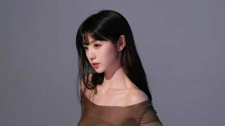 田曦薇晒出盛夏清凉写真，当可爱与性感结合，诠释轻熟美丽