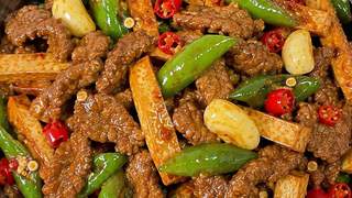 香干炒肉：一道下饭神器，简单几步做出家的味道