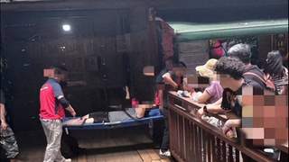 西双版纳原始森林公园丛林飞跃项目突生意外 景区已暂停相关项目运营