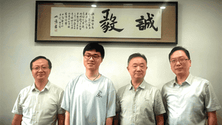 安徽一703分高考生捐6666元零花钱给母校 考生:一点心意表达感恩