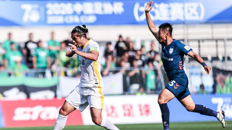 足协杯-贾非凡张玉宁联袂建功 北京国安2-1大连可为晋级八强