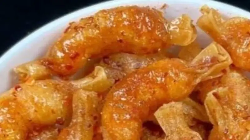 椒盐糖果虾酥香入味 成家庭聚会热门菜式