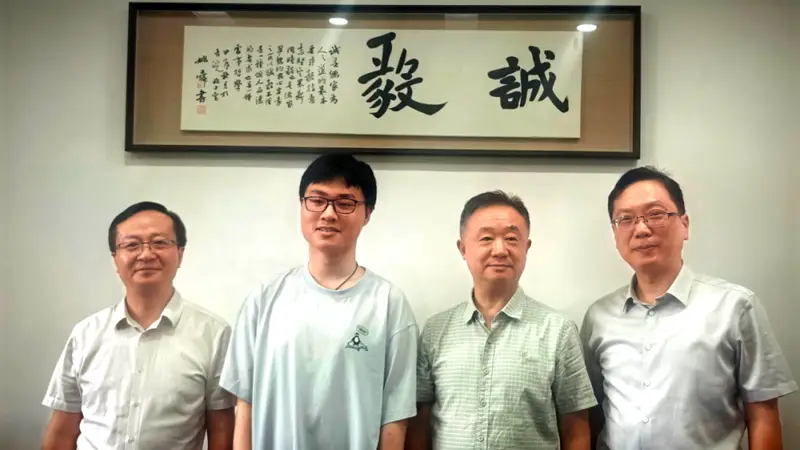 安徽一703分高考生捐6666元零花钱给母校 考生:一点心意表达感恩