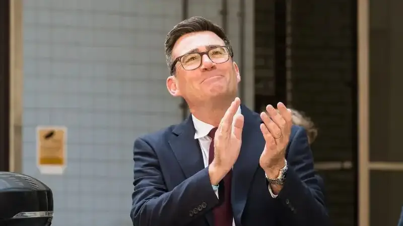 英国十年迎第七位首相:“北境之王”入主唐宁街