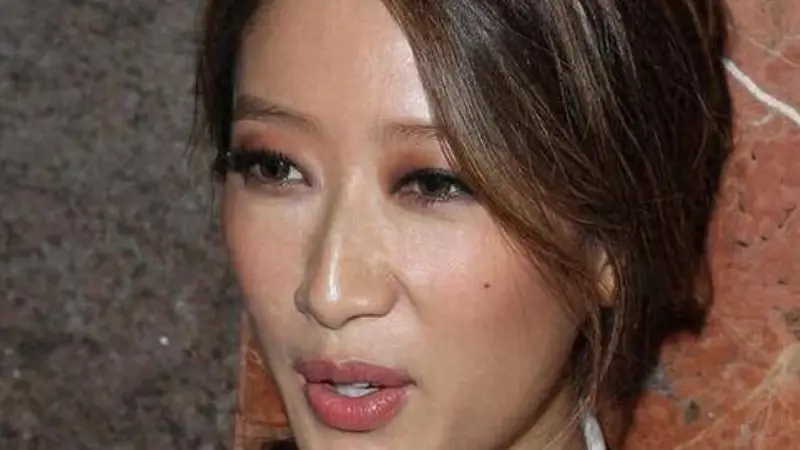 谢婷婷真正的靠山,竟是78岁与丈夫AA制的这位资深艺人