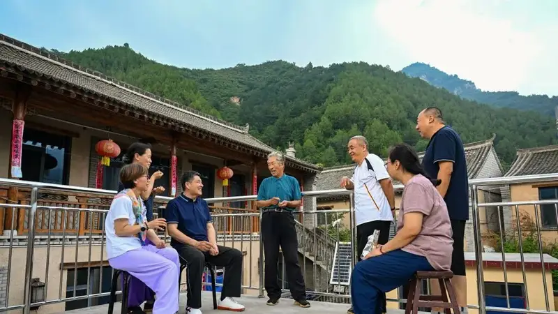 保定阜平骆驼湾八成村民吃上旅游饭