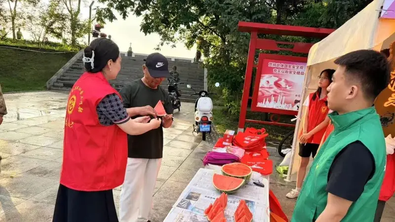 伊春夏季旅游热度暴涨 千余志愿者投身护游助力文旅升级