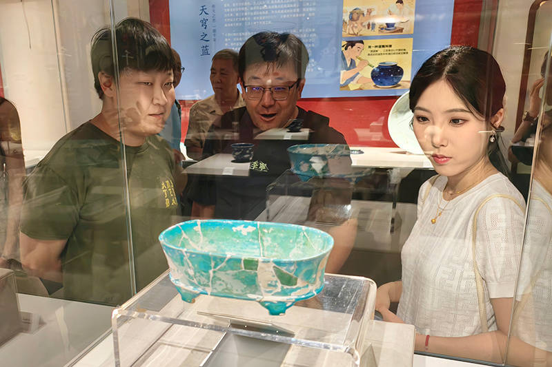 元明颜色釉瓷器及标本精品展亮相北京