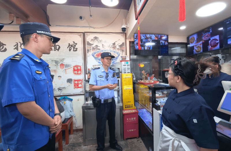 持续打击涉旅违法行为 北京警方联合多部门护航暑期旅游安全