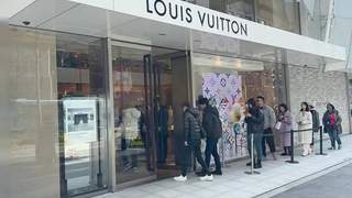 “背后空无一人”的LV，这次中国人彻底不买账了