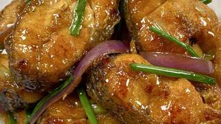 香煎鲈鱼：外皮焦脆里肉嫩，一口入魂的家常美味
