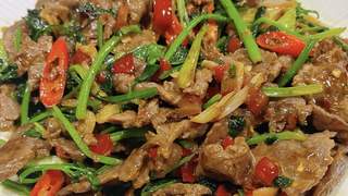 香菜炒牛肉滑嫩秘籍出炉 香辣鲜香超下饭