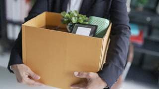 距离预产期仅两天时，收到裁员通知