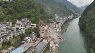重庆彭水山体崩塌的发现、预警、目睹和救援者