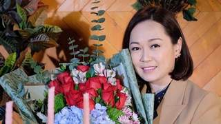 香港知名演员姚莹莹未婚生子 独自抚养15年与孩子父亲彻底断联