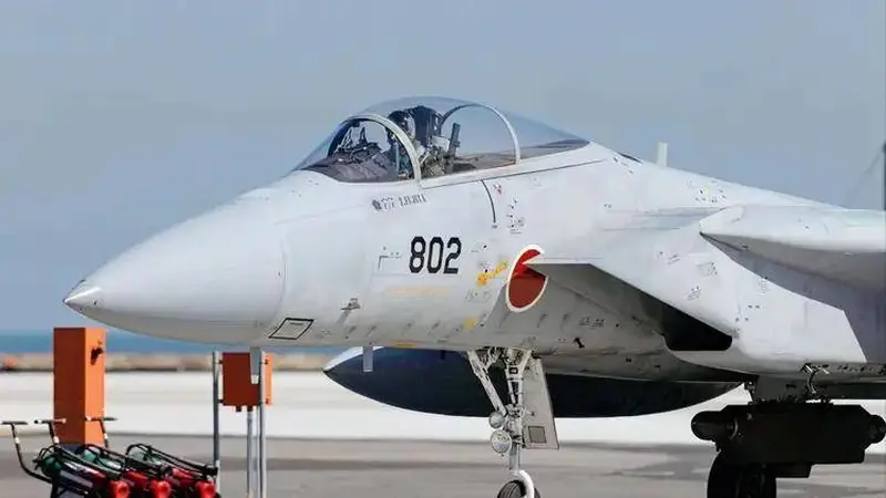 日本12架F-2模拟攻击辽宁舰,中国反航母能力甩它几条街