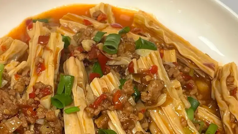 肉沫腐竹:软糯吸汁的懒人下饭王,三碗米饭不够吃