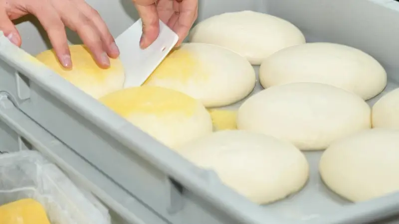 纽约薄饼披萨搓饼技法特辑开讲 全程解析新手轻松掌握