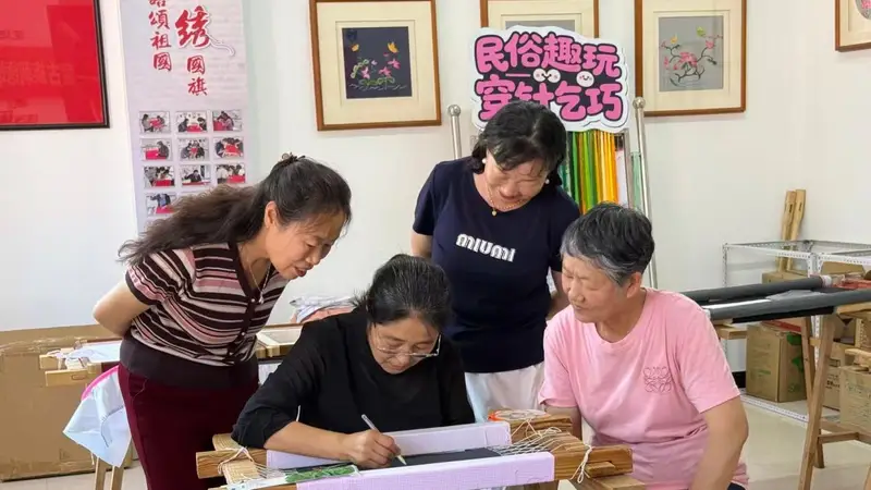霍林郭勒谊滨社区“霍林绣娘”搭建邻里联结平台 108课时促646人互动