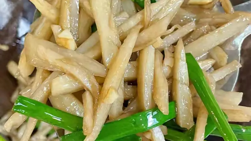 莲藕大量上市 三款家常做法鲜香味美 清爽下饭还能润养身体