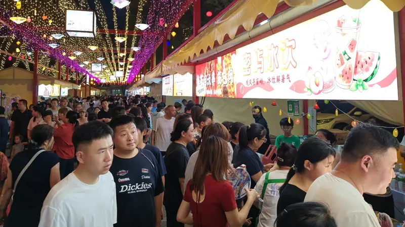 特色夜市逛不停！京城遛娃赏景吃玩一站安排
