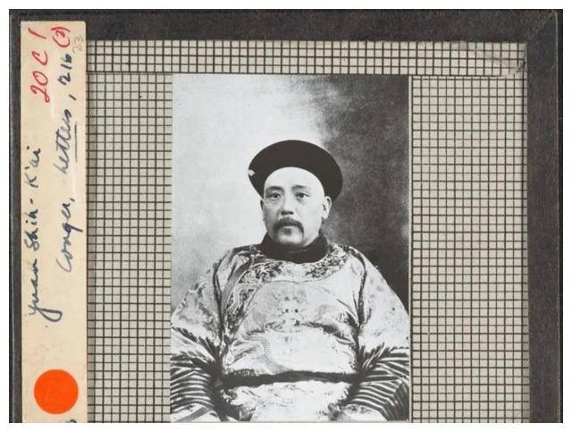 甘愿做日本附庸的张作霖，为何结局却是被日本人炸死？