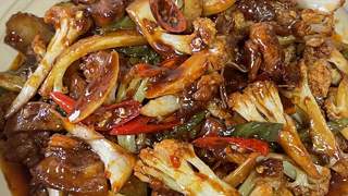 干锅花菜:脆爽干香,一上桌就光盘