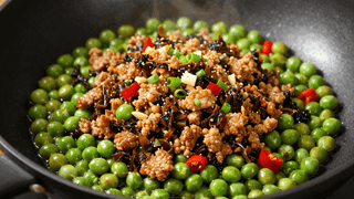 青豆梅菜干炒肉末，下饭神器做法大公开