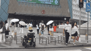广州商场频现“霸王桩”，市民直呼出行不便！南都记者调查