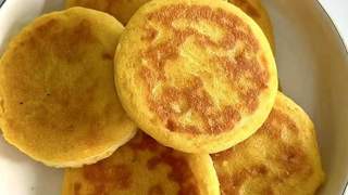 玉米饼配香辣腐乳:地道乡村老味道,粗粮佐餐越吃越香