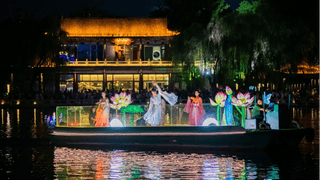 济南天下第一泉：画舫演艺升级回归，泉水夜色添新韵