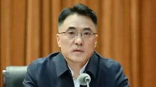 呼和浩特市委书记于会文：49名被调整干部因表现突出获重新任用、提拔或职级晋升