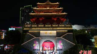 南宁中山路夜市 8月起每周三四晚钟鼓楼上演传统戏曲