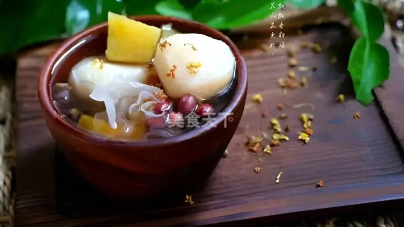 天气干燥别总喝白开水,试试这道甜汤,清甜滋润又好喝