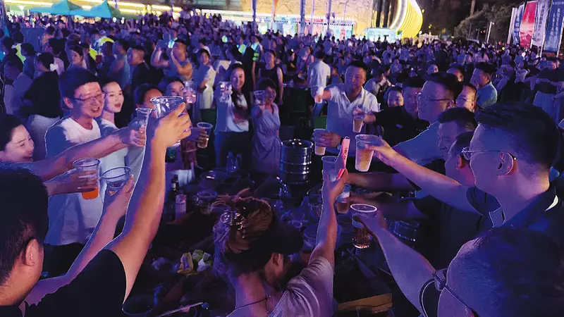 2026宝鸡(青岛)啤酒音乐美食季启幕 九大王牌主题夜点亮西秦夏夜