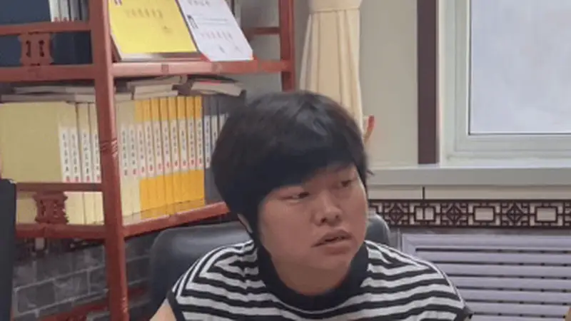 家庭凉皮不用洗面?看周荣素用平底盘蒸出透亮爽滑好味