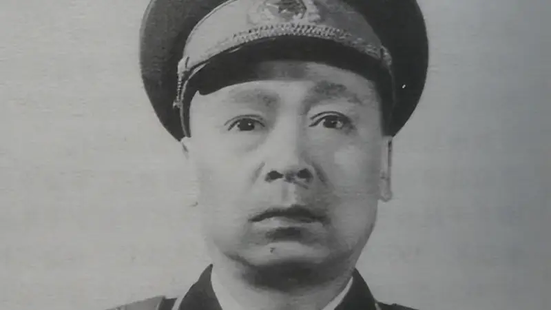 徐向前建国后为何坚决不和两位将军来往 公开表态明确划清原则边界