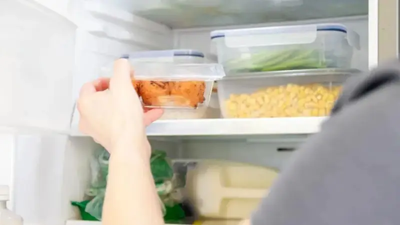每天带饭去公司吃更健康?这些食物最好不要“隔夜带”!