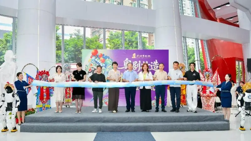 从舞台艺术到生活美学,广州粤剧院粤剧妆造体验坊等你来挑战