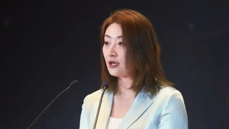 宗庆后三名子女起诉宗馥莉 同父异母兄弟关联新公司成立 香港高院已驳回宗馥莉相关资产处置申请