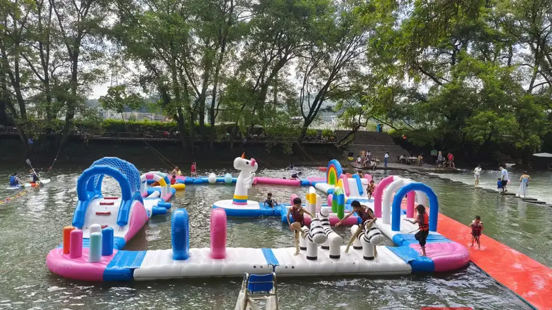 咸安清凉玩法上新:溯溪逐雪 全家畅享夏日乐趣